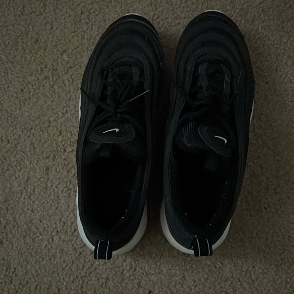Nike women’s Air Max 97 SE